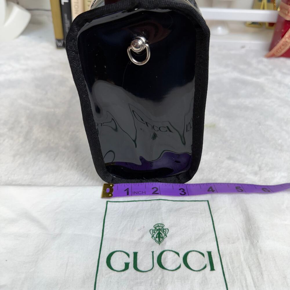 Gucci Guilty clear tinted parfum beauty count makeup crossbody bag with strap - Picture 12 of 16